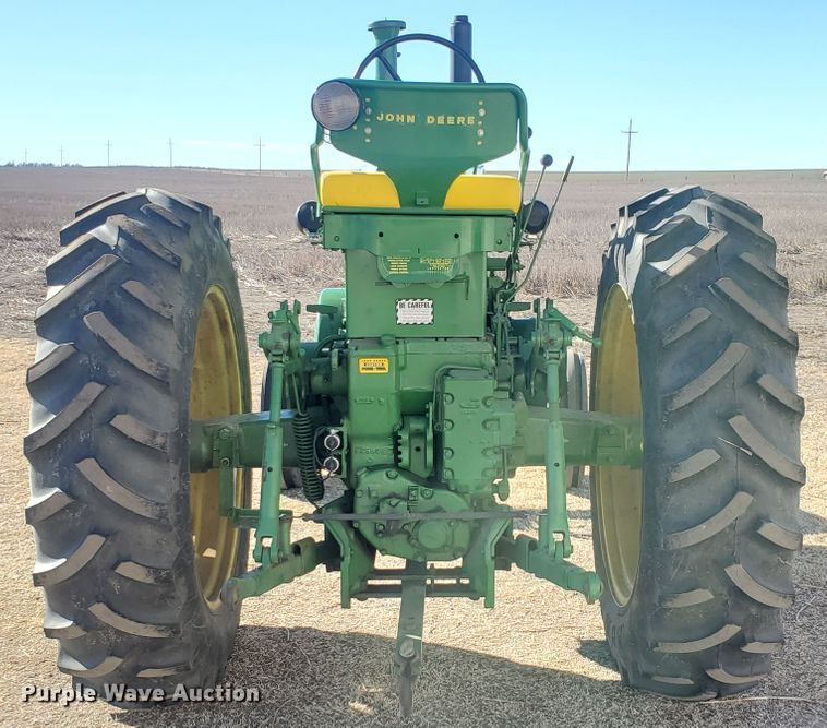 image for item GL9002 1958 John Deere 720  tractor