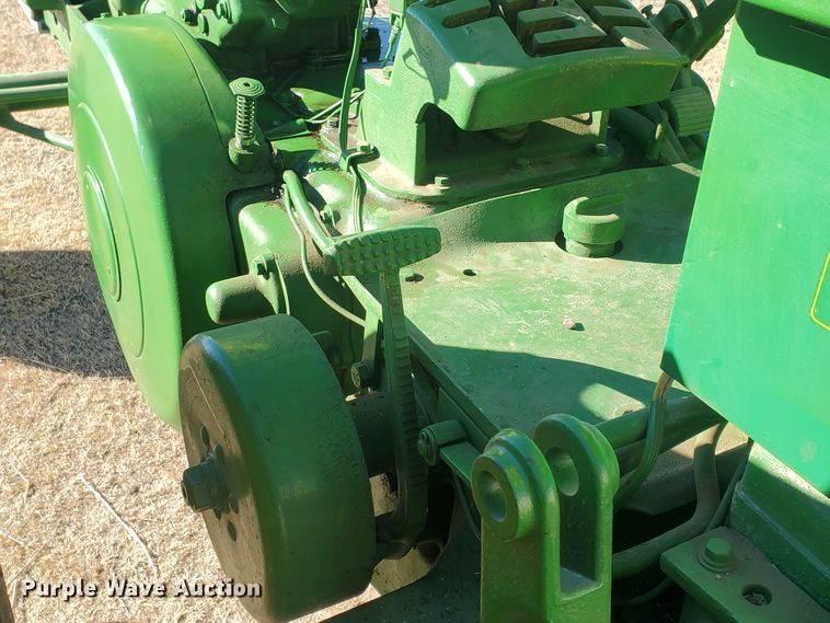 image for item GL9002 1958 John Deere 720  tractor