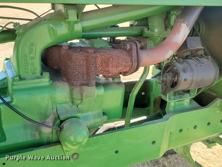 image for item GL9002 1958 John Deere 720  tractor