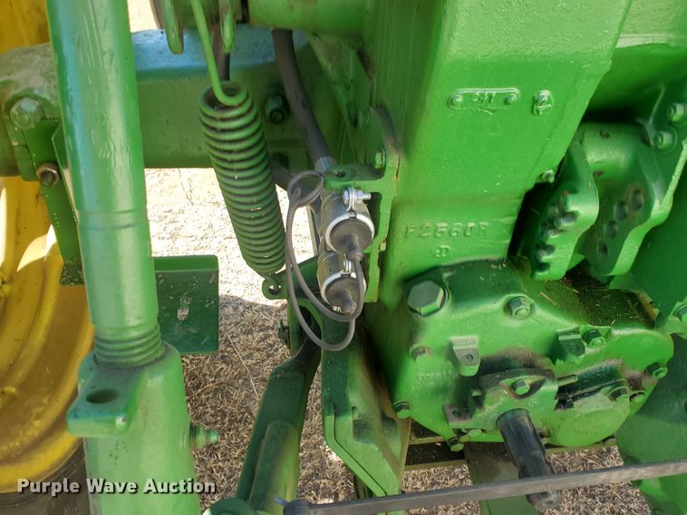 image for item GL9002 1958 John Deere 720  tractor