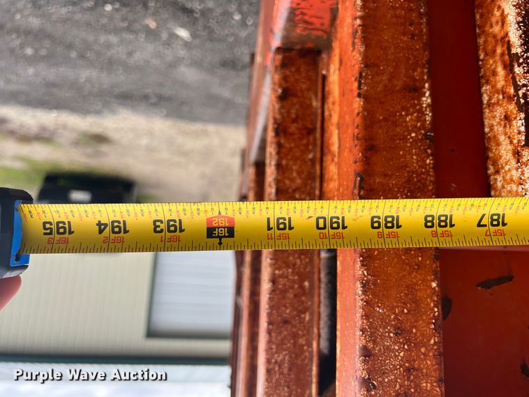 image for item ID9635 1978 International Loadstar 1700  grain truck