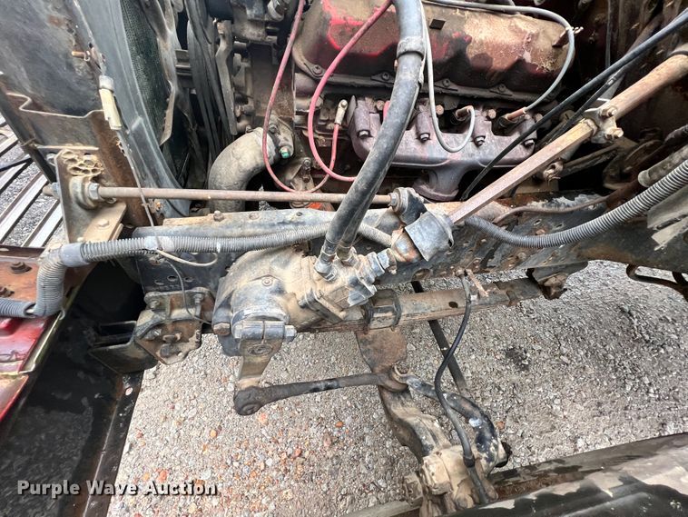 image for item ID9635 1978 International Loadstar 1700  grain truck