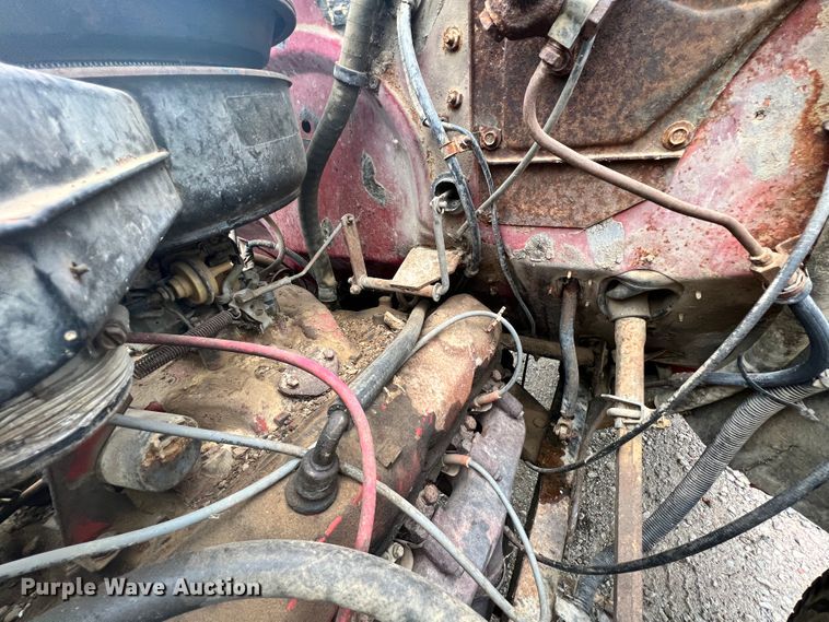 image for item ID9635 1978 International Loadstar 1700  grain truck