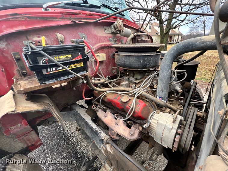 image for item ID9635 1978 International Loadstar 1700  grain truck