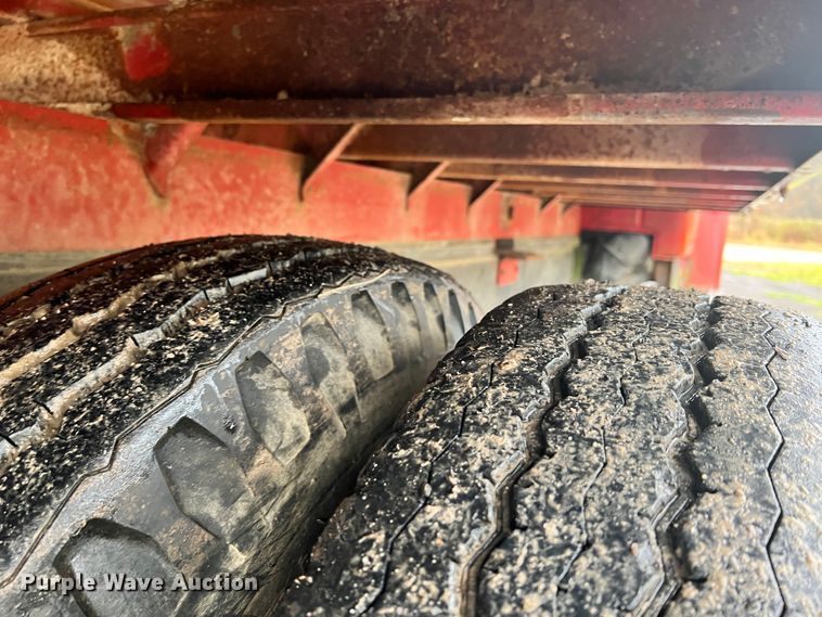 image for item ID9635 1978 International Loadstar 1700  grain truck