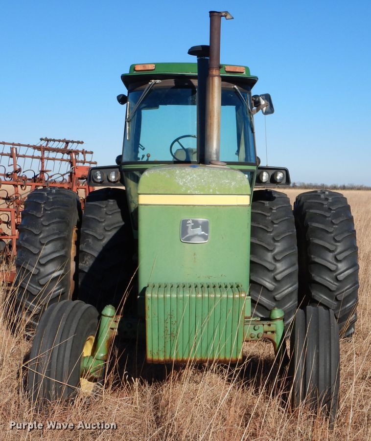 image for item IE9558 1979 John Deere 4640  tractor