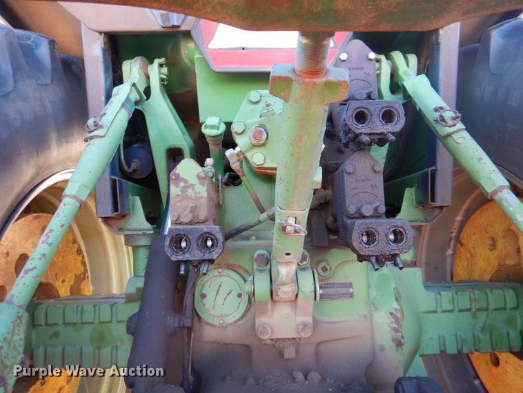 image for item IE9558 1979 John Deere 4640  tractor