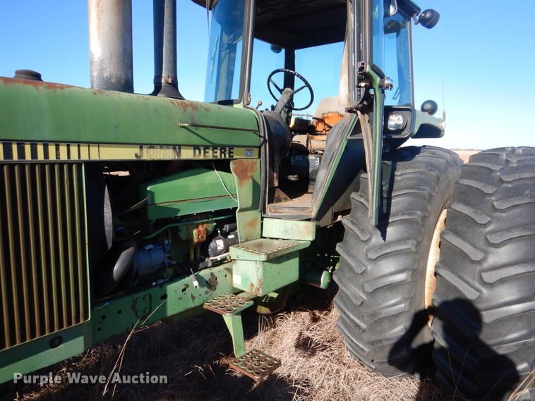 image for item IE9558 1979 John Deere 4640  tractor
