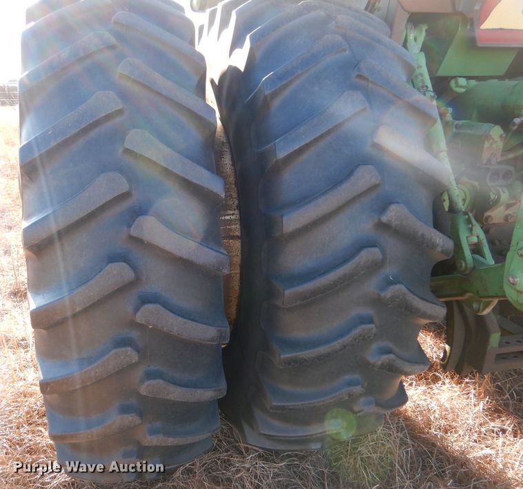 image for item IE9558 1979 John Deere 4640  tractor