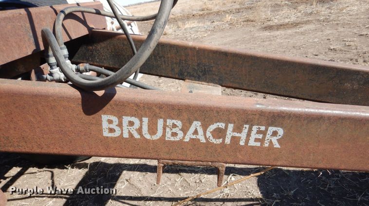 image for item IE9592 1988  Shop built grain trailer