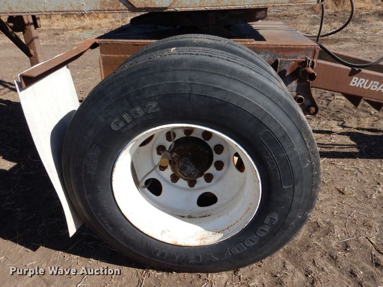 image for item IE9592 1988  Shop built grain trailer