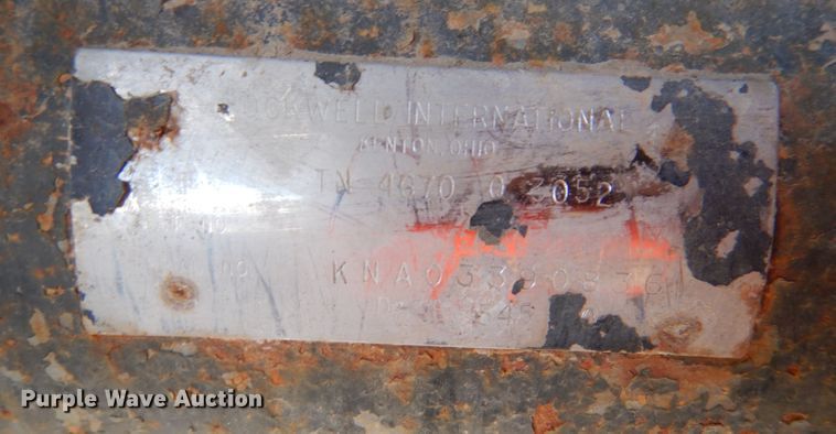 image for item IE9592 1988  Shop built grain trailer