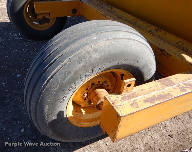 image for item IE9593 Orthman Soilmover 50RF  scraper