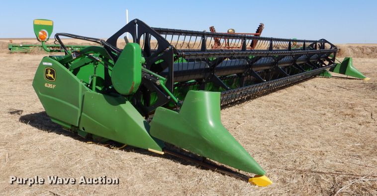 image for item IE9594 2009 John Deere 635F  flex head