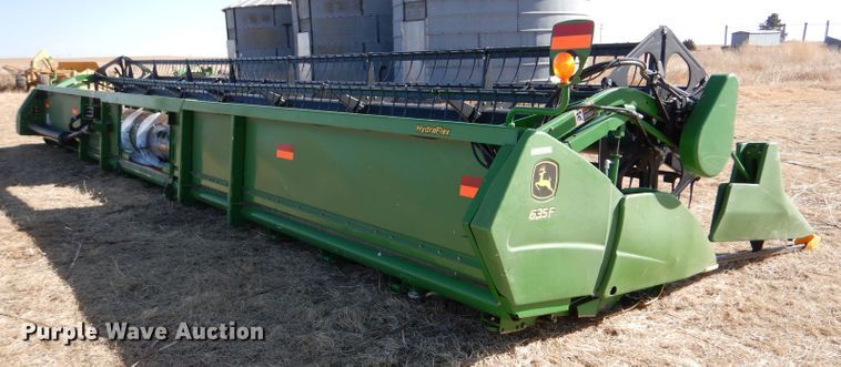 image for item IE9594 2009 John Deere 635F  flex head