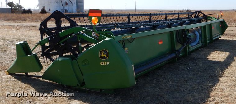 image for item IE9594 2009 John Deere 635F  flex head