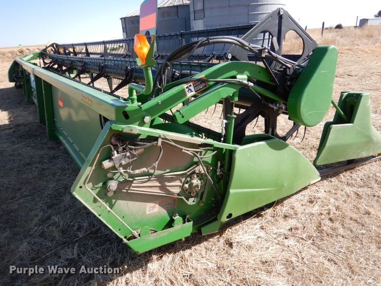 image for item IE9594 2009 John Deere 635F  flex head