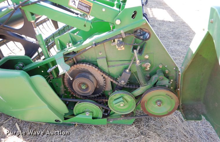 image for item IE9594 2009 John Deere 635F  flex head