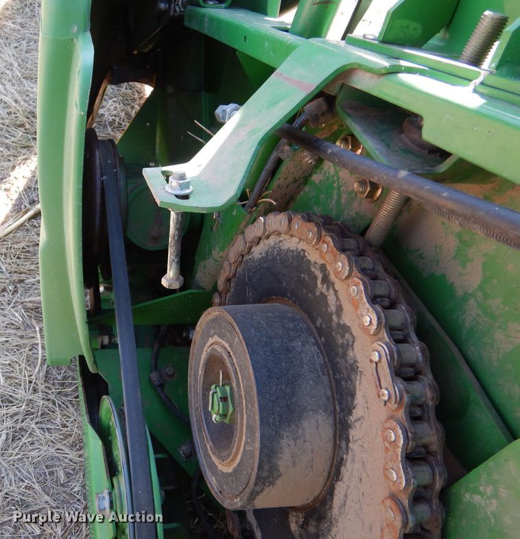 image for item IE9594 2009 John Deere 635F  flex head