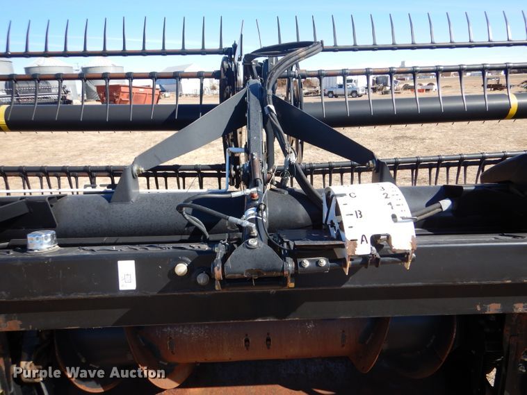 image for item IE9616 2009 Case IH 2162  draper head