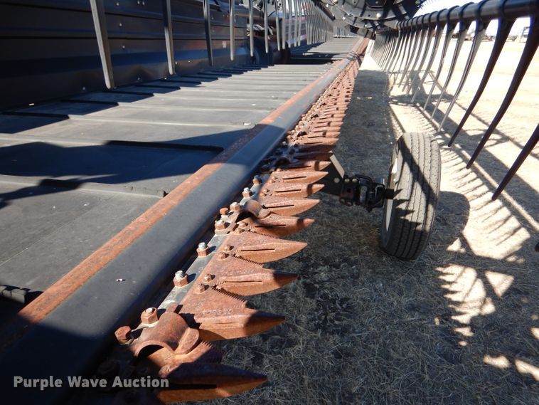 image for item IE9616 2009 Case IH 2162  draper head