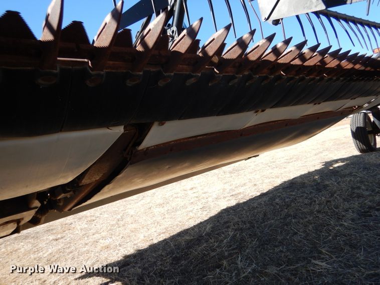 image for item IE9616 2009 Case IH 2162  draper head