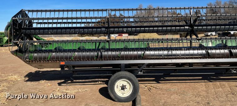 image for item IJ9600 1991 John Deere 930  rigid head