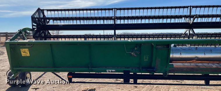 image for item IJ9600 1991 John Deere 930  rigid head