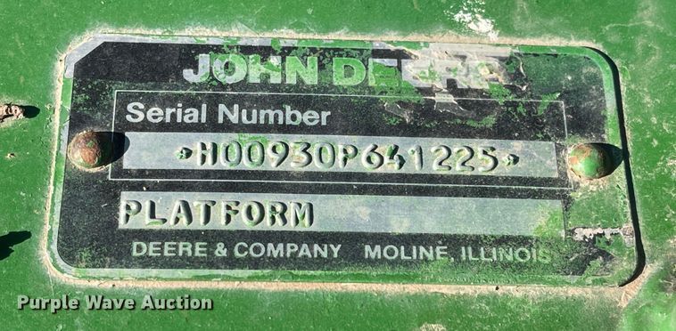 image for item IJ9600 1991 John Deere 930  rigid head
