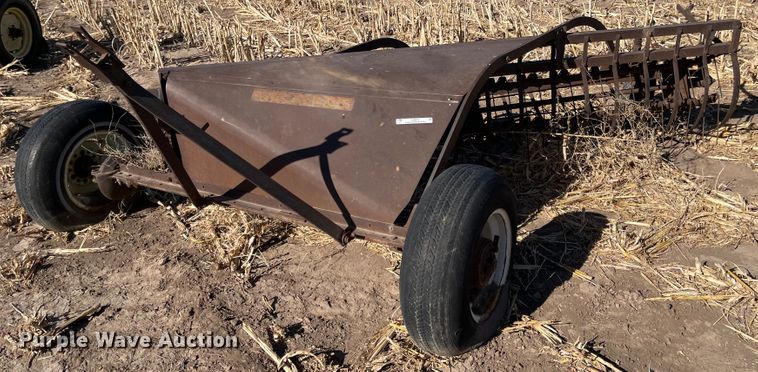 image for item IJ9612 Oliver  rotary hay rake