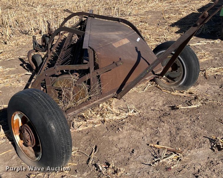 image for item IJ9612 Oliver  rotary hay rake