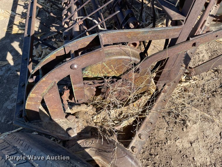 image for item IJ9612 Oliver  rotary hay rake