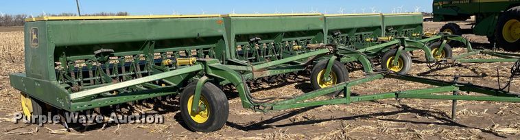 image for item IJ9613 John Deere 9300  grain drill