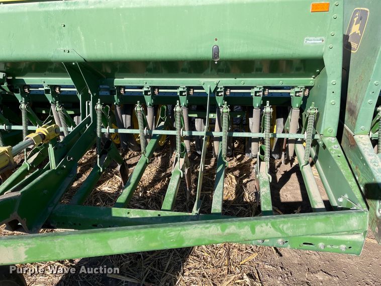 image for item IJ9613 John Deere 9300  grain drill