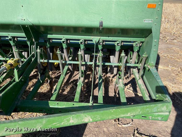 image for item IJ9613 John Deere 9300  grain drill