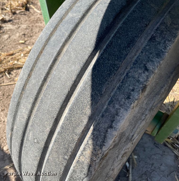 image for item IJ9613 John Deere 9300  grain drill