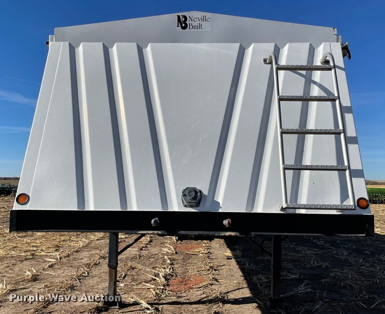 image for item IJ9614 2005 Neville  grain trailer