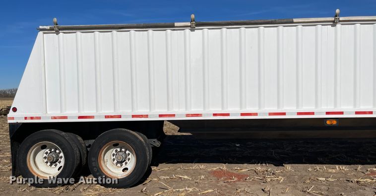 image for item IJ9614 2005 Neville  grain trailer