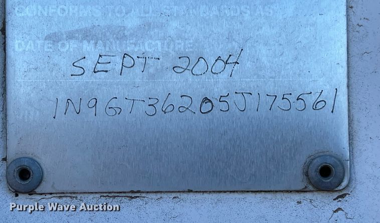 image for item IJ9614 2005 Neville  grain trailer