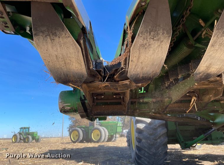 image for item IJ9615 John Deere 853A  all-crop head