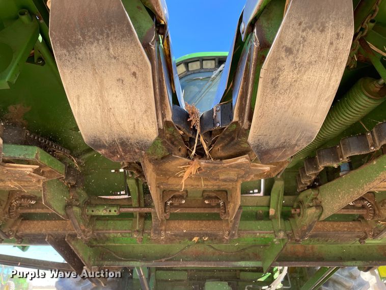 image for item IJ9615 John Deere 853A  all-crop head