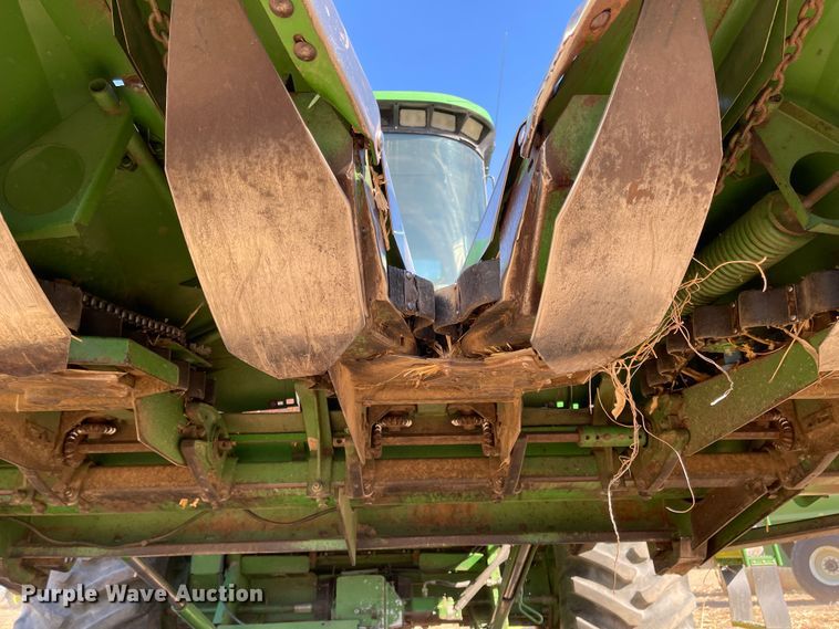 image for item IJ9615 John Deere 853A  all-crop head