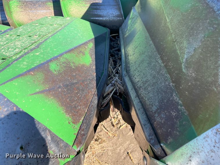image for item IJ9615 John Deere 853A  all-crop head