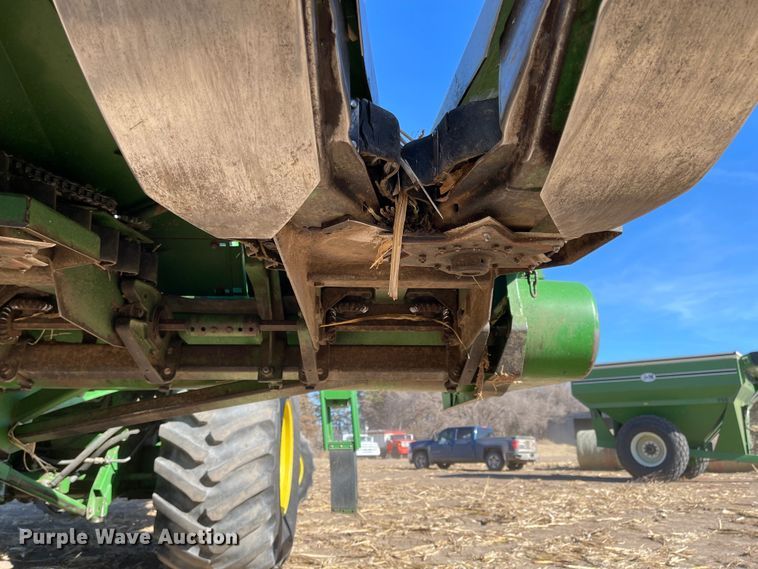 image for item IJ9615 John Deere 853A  all-crop head