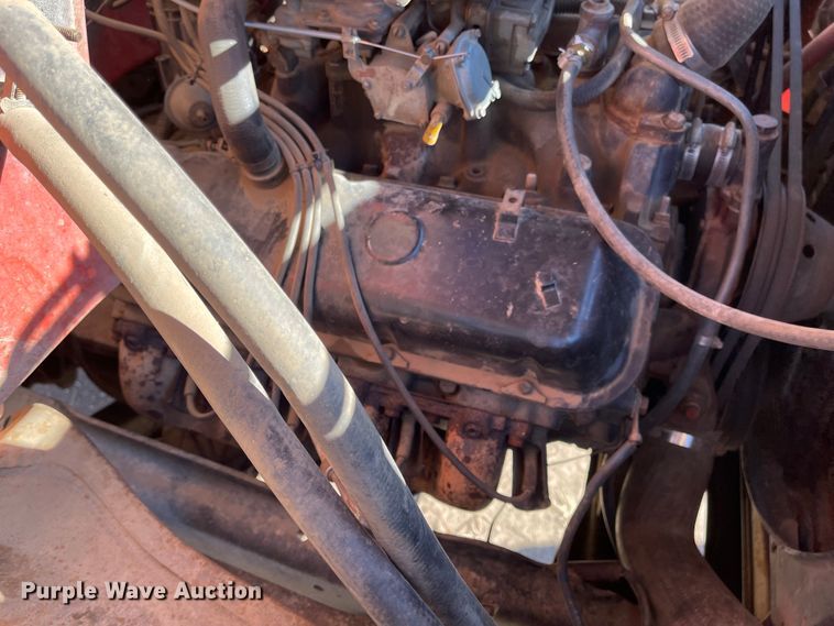 image for item IJ9618 1974 GMC 6500  grain truck