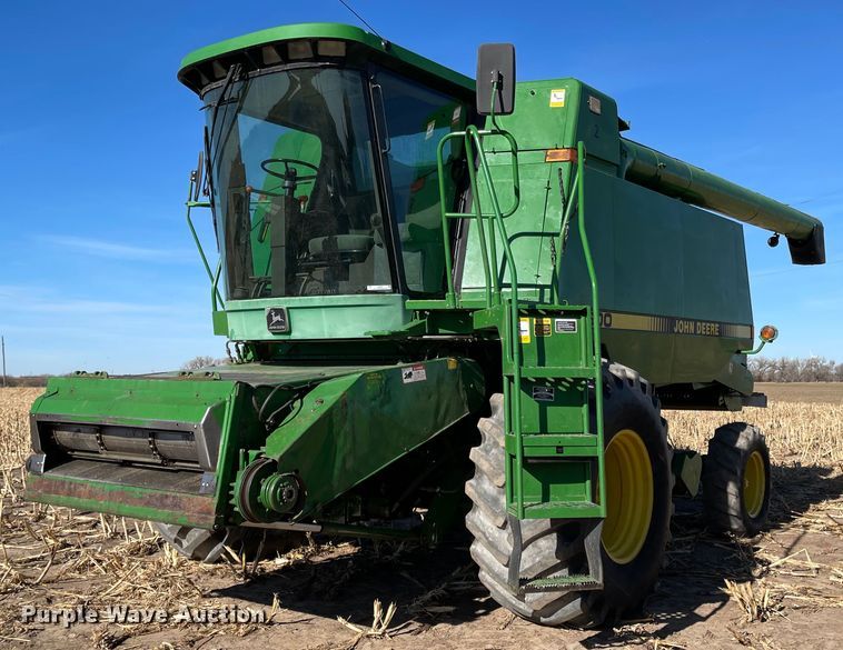 image for item IJ9619 1991 John Deere 9600  combine