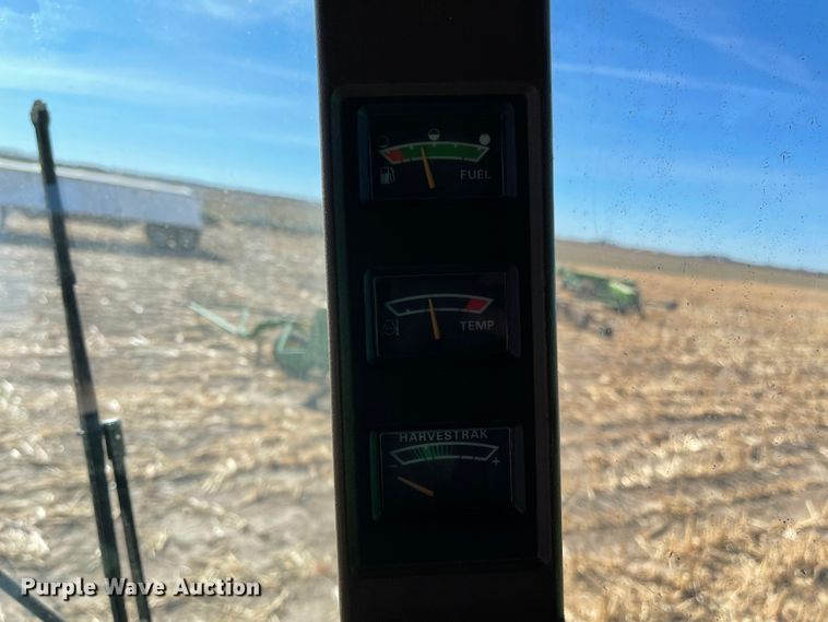 image for item IJ9619 1991 John Deere 9600  combine