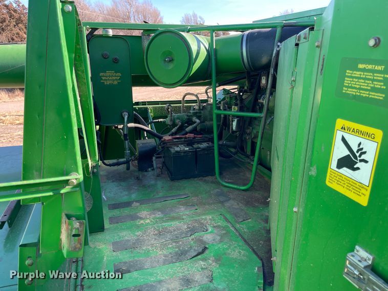 image for item IJ9619 1991 John Deere 9600  combine