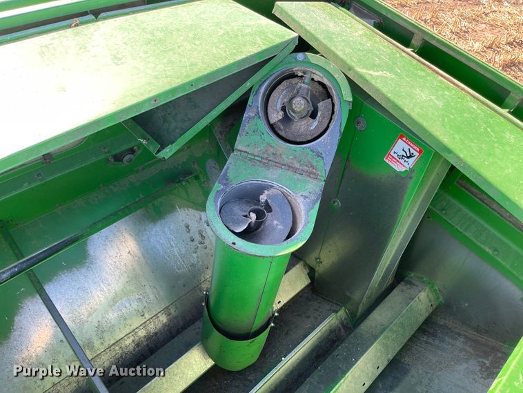 image for item IJ9619 1991 John Deere 9600  combine