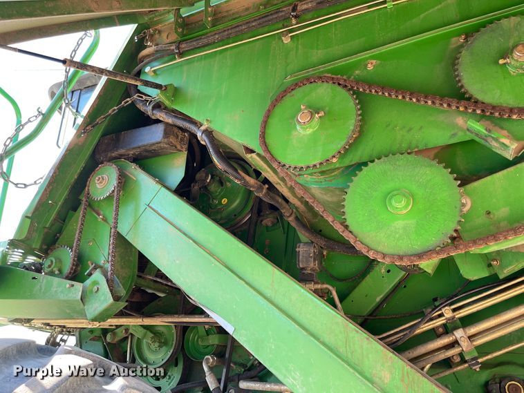 image for item IJ9619 1991 John Deere 9600  combine